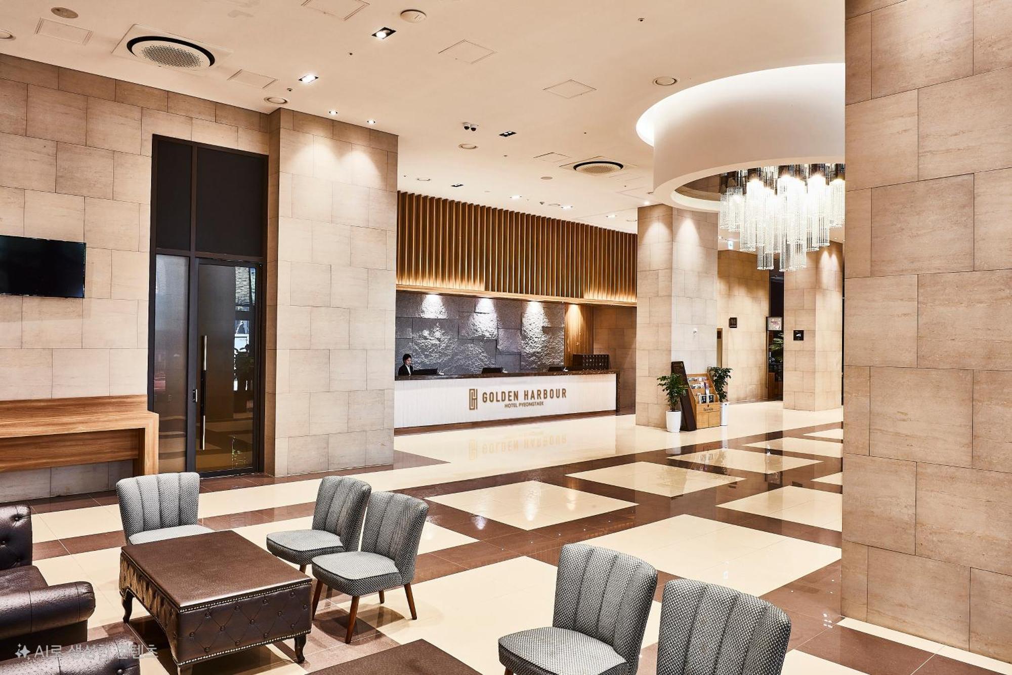 Golden Harbor Hotel Pyeongtaek Bagian luar foto